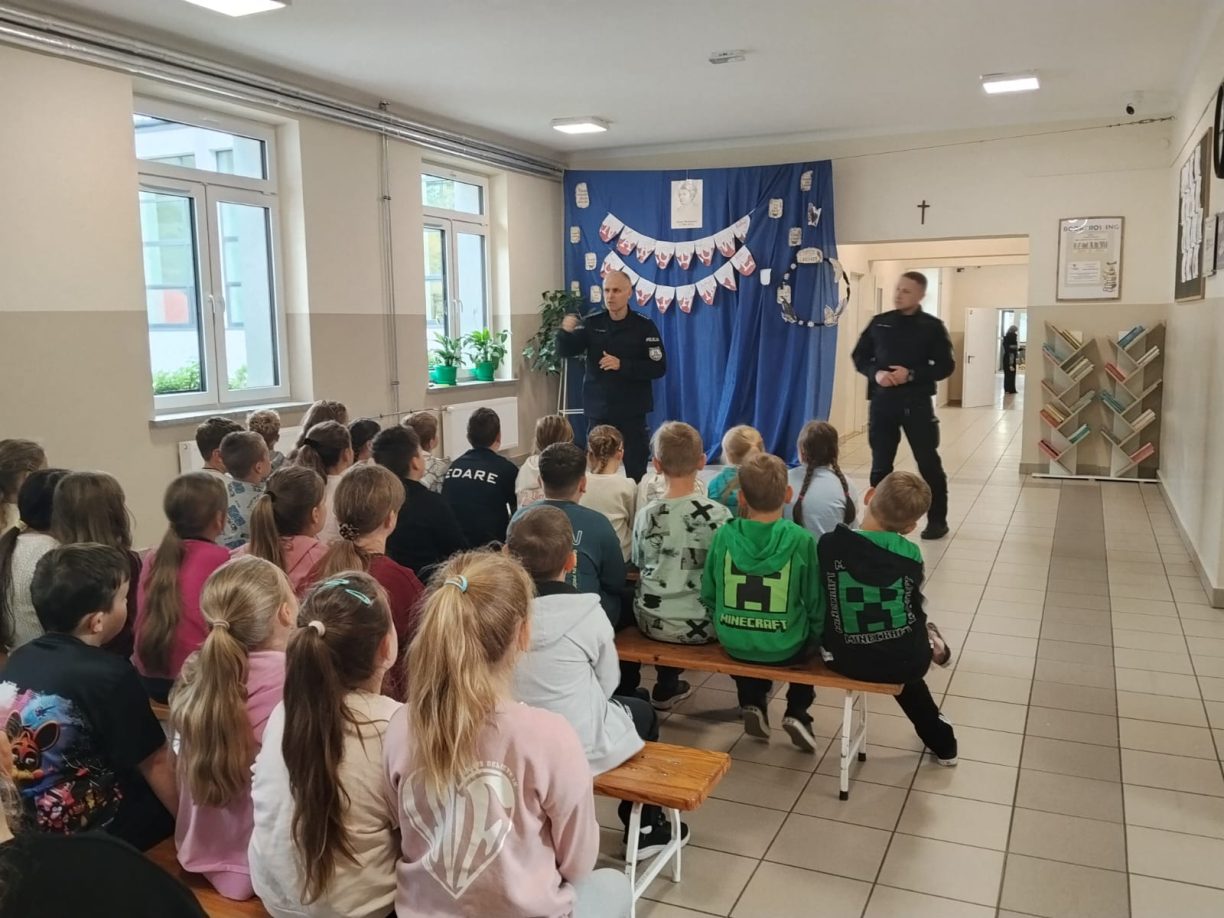 Spotkanie z funkcjonariuszami w Szkole Podstawowej w Żupawie – 22.09.2026